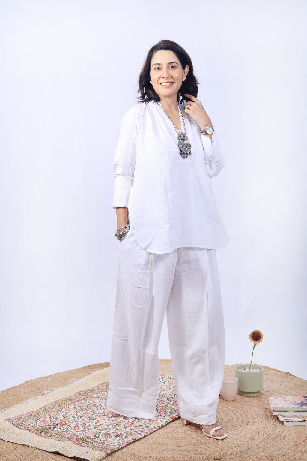 White cord-set