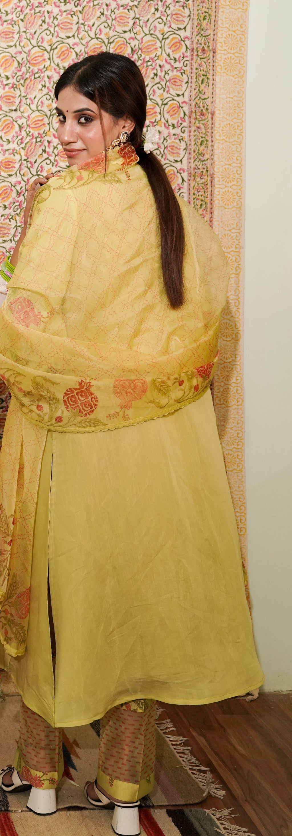 Saanvi yellow mul chanderi suit set