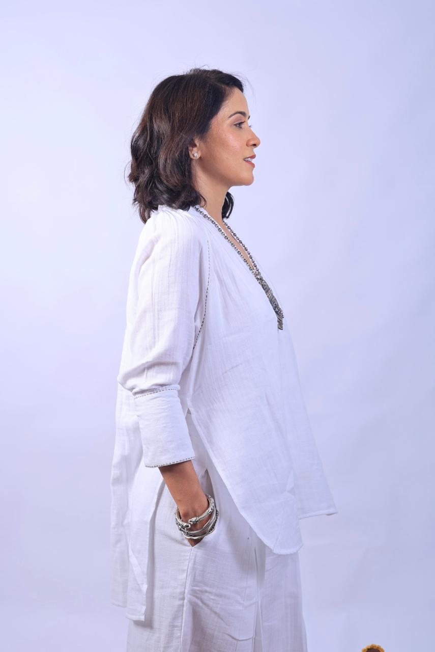 White cord-set