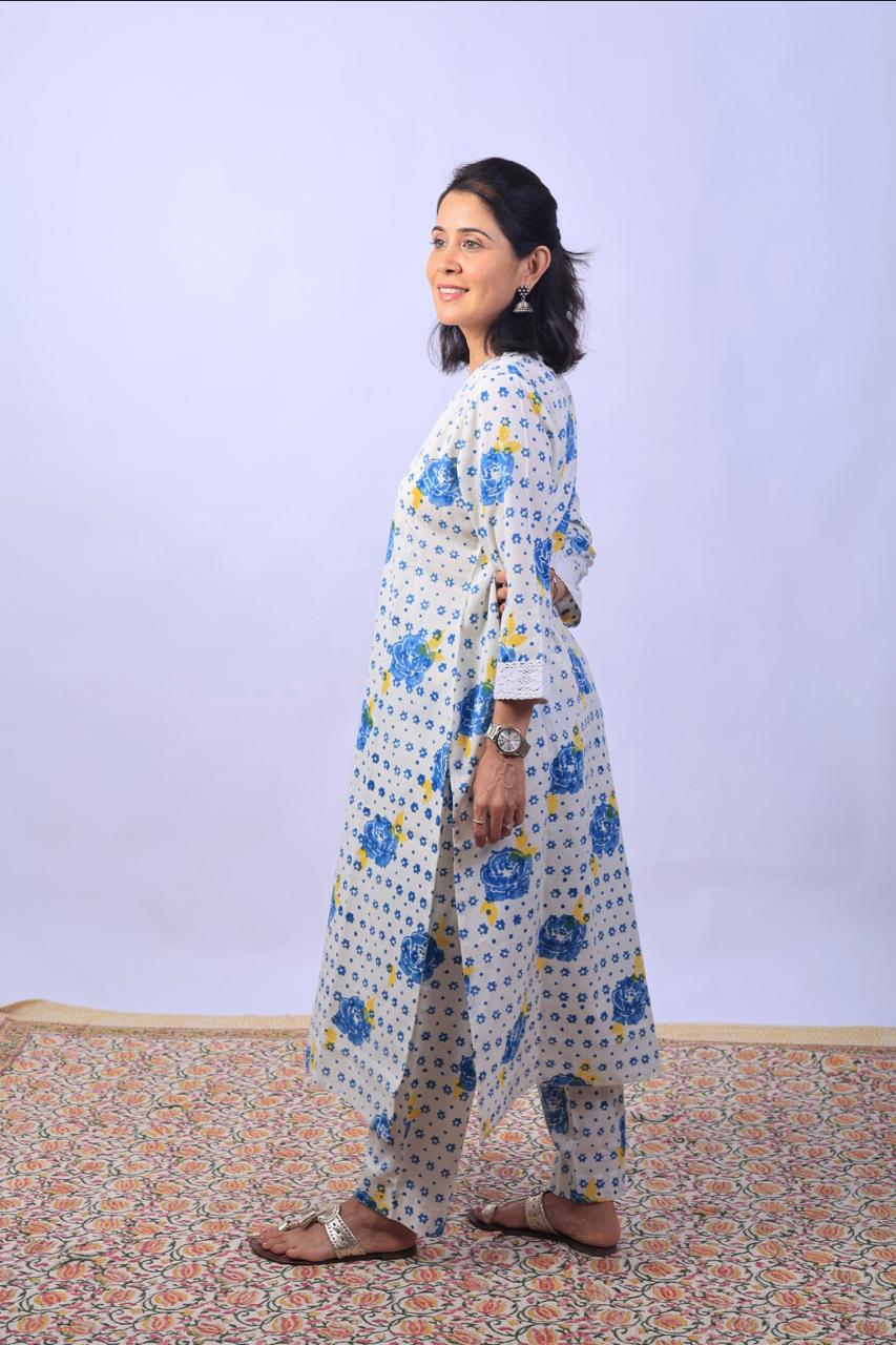 Blue cord-set